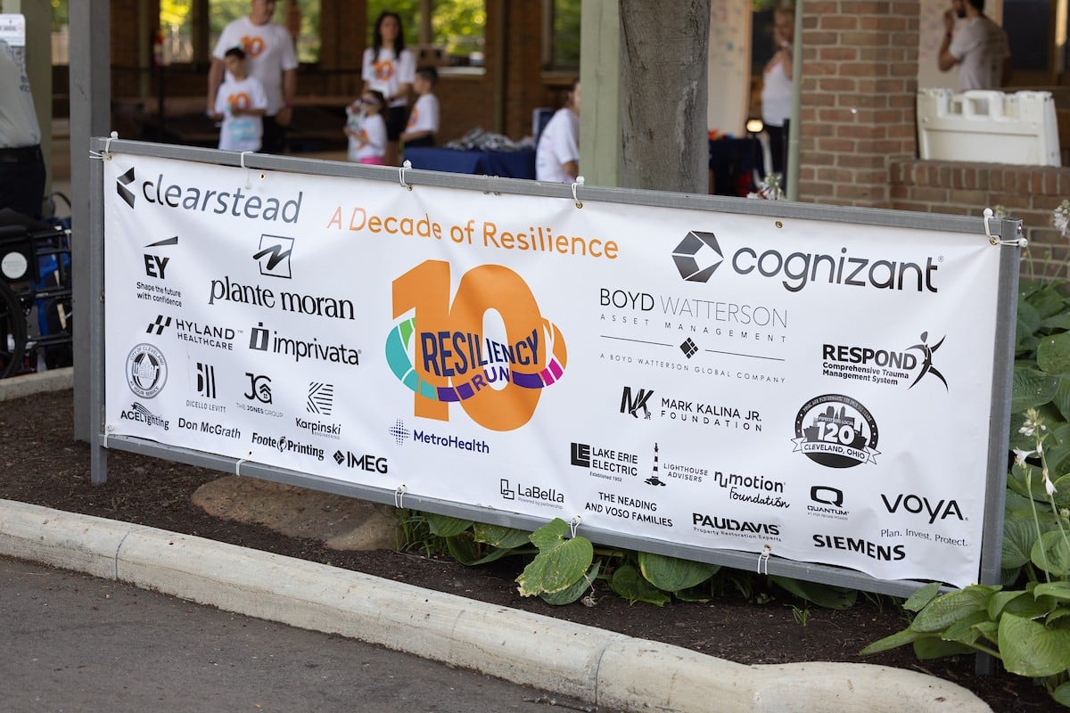 Banner of the Resiliency Run with sponsors