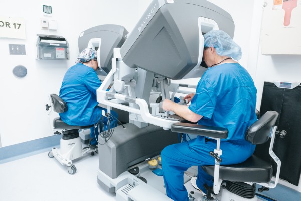 MetroHealth robotic surgeons at work